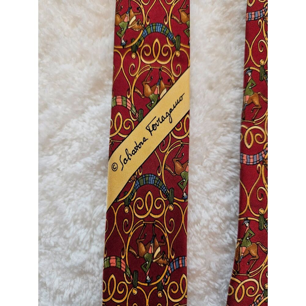 FARRAGAMO 100% Silk Tie Horses Pattern Vintage, Italian Necktie Old Money - Picture 3 of 4
